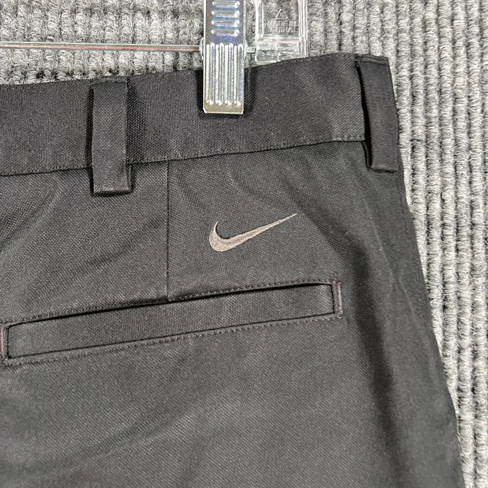 Nike Shorts Mens Size 34 Black Chino Golf Casual Outdoor Lightweight Fit Dry
